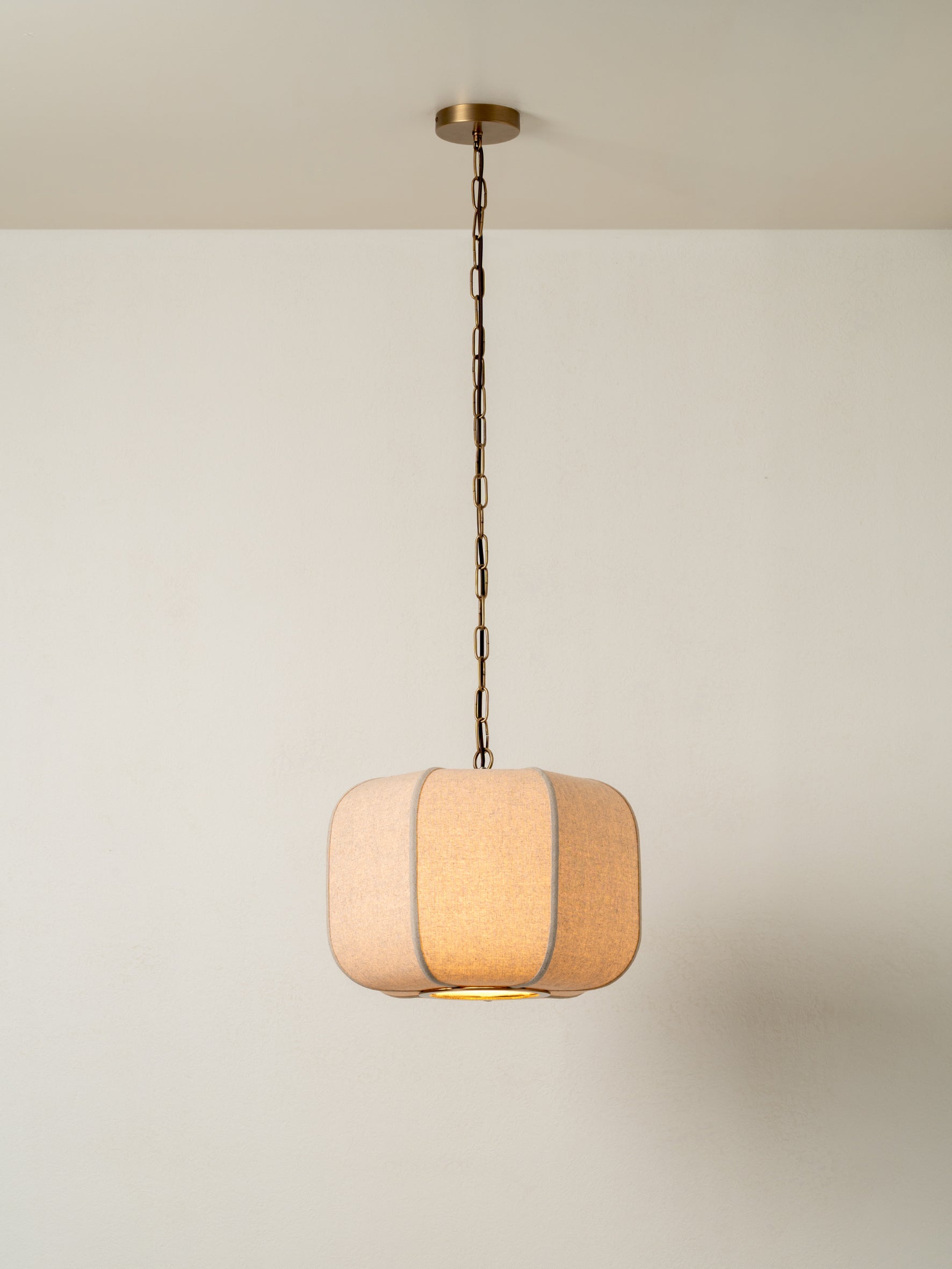 Ottino wide pendant