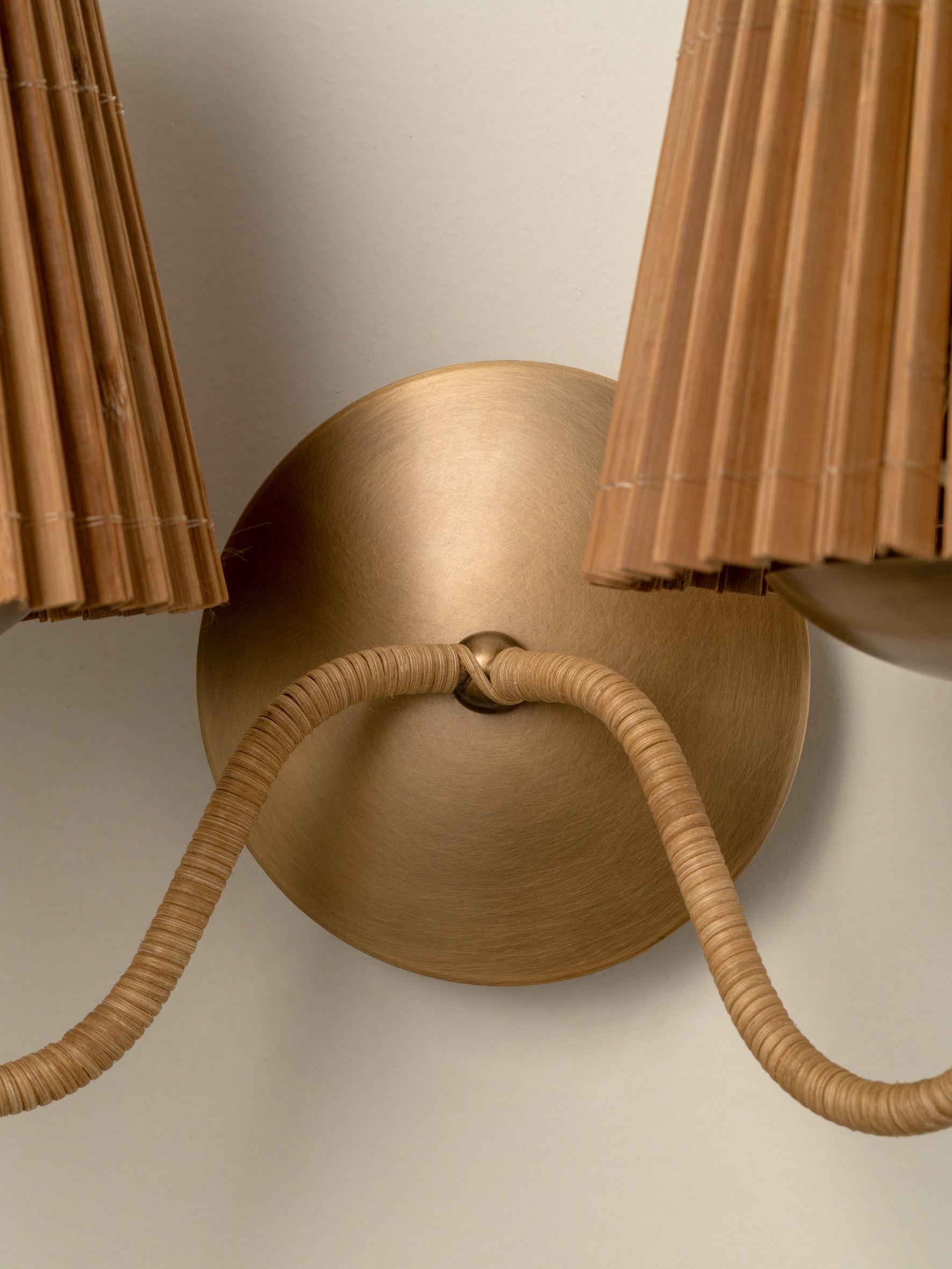 Bandua wall light