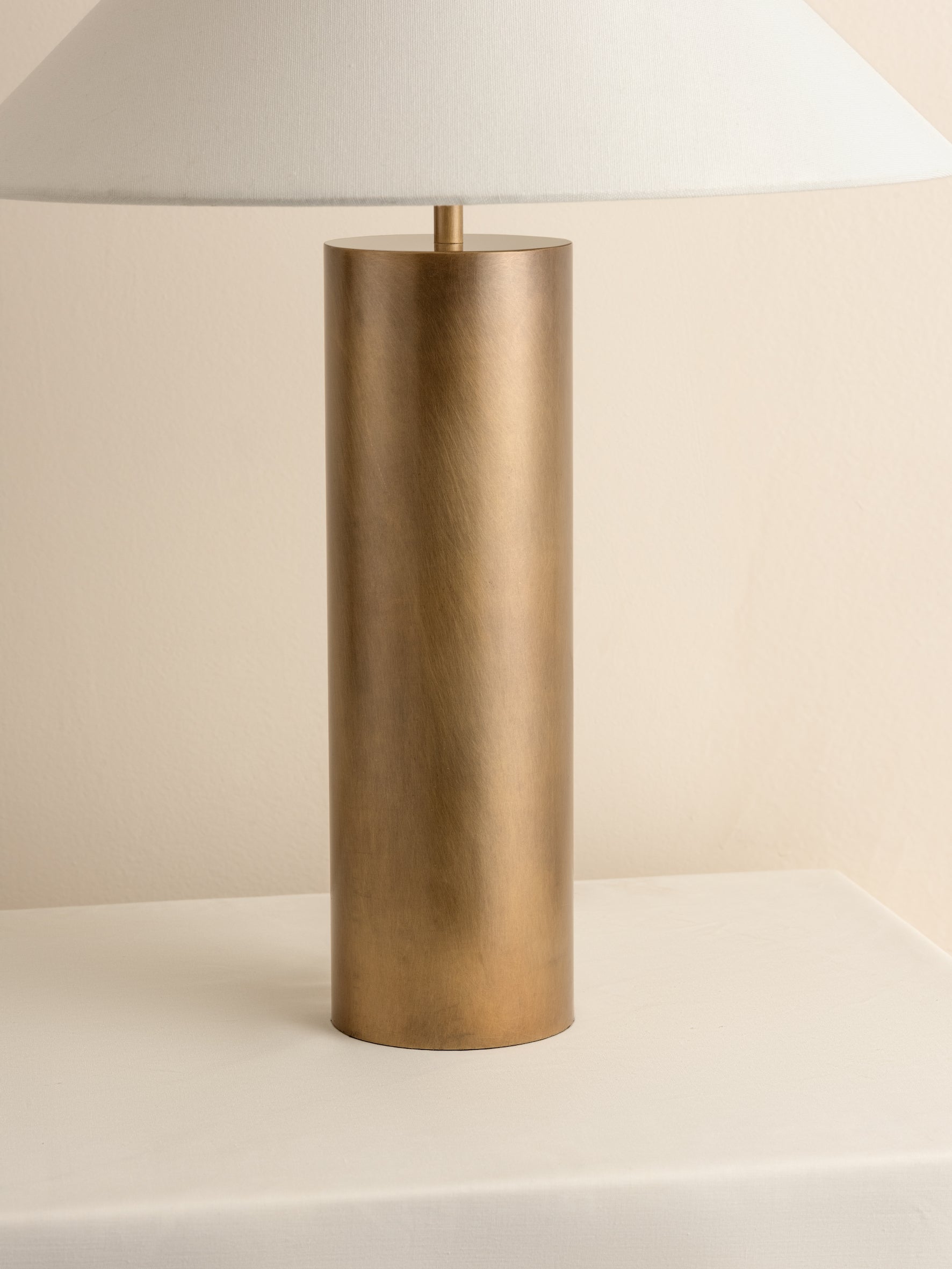 Bleeker - aged brass and linen table lamp | Table Lamp | Lights & Lamps Inc | Modern Affordable Designer Lighting | USA