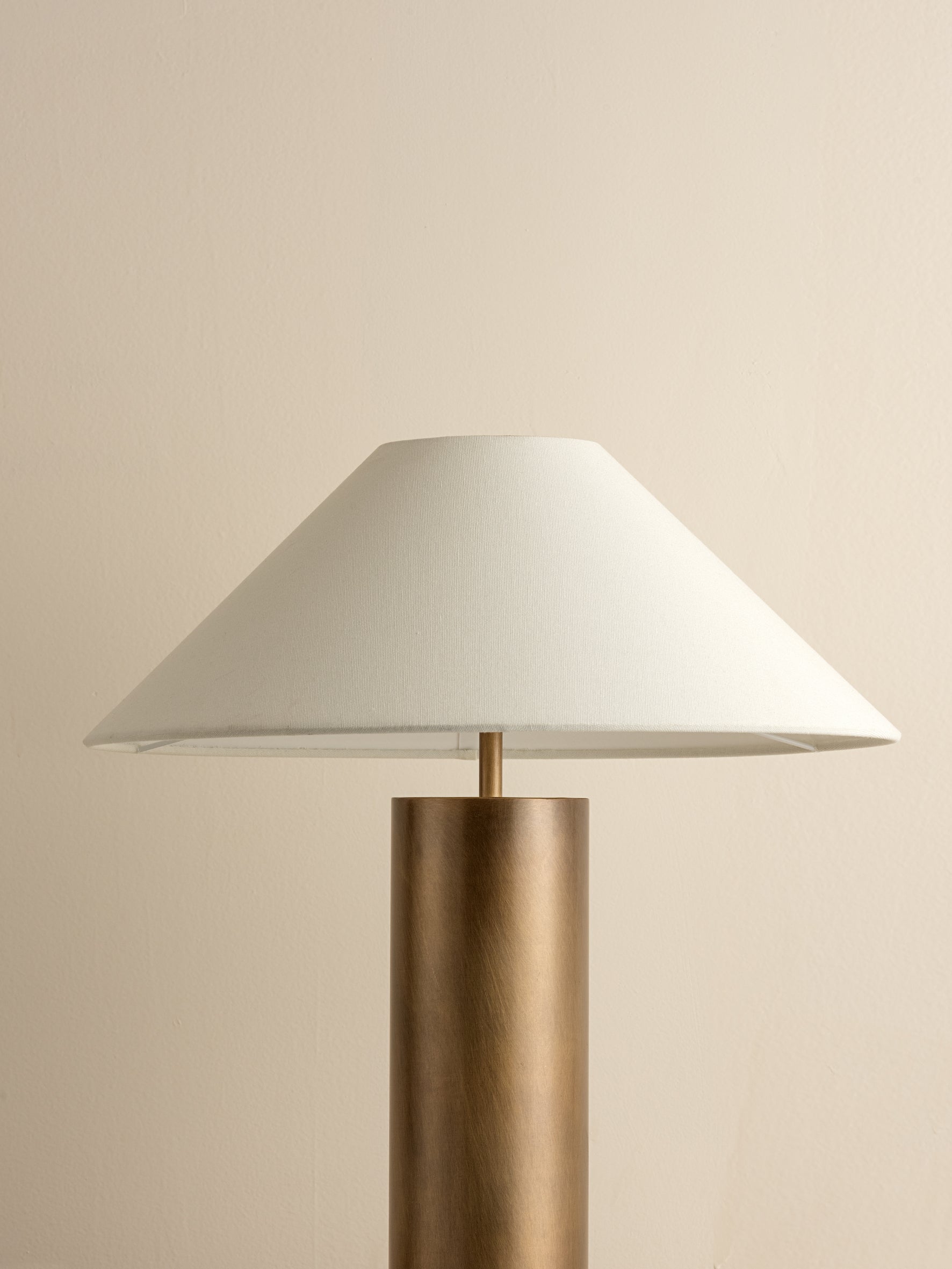 Bleeker - aged brass and linen table lamp | Table Lamp | Lights & Lamps Inc | Modern Affordable Designer Lighting | USA