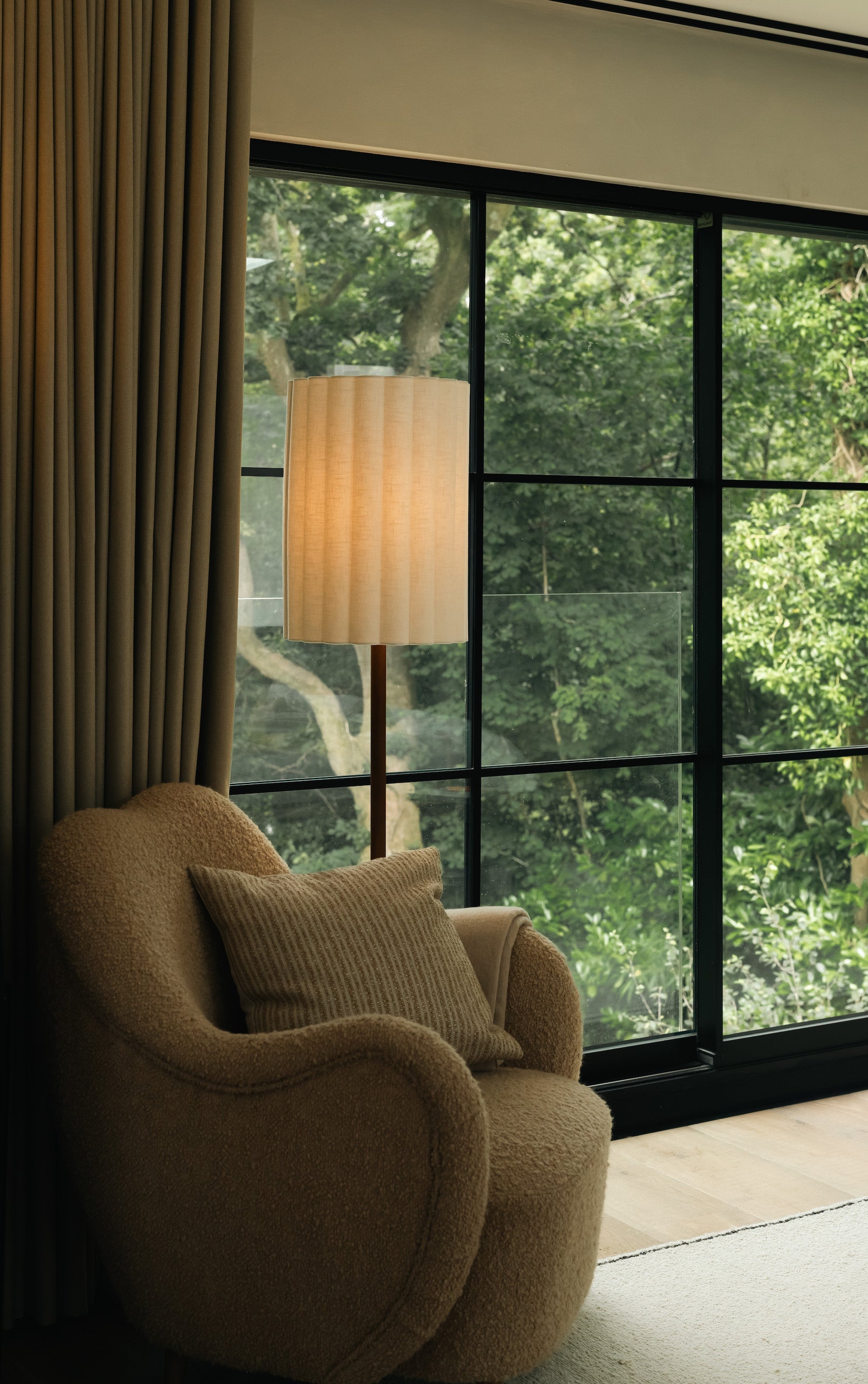 Folia - walnut wood and scalloped natural linen floor lamp | Floor Lamp | Lights & Lamps Inc | Modern Affordable Designer Lighting | USA