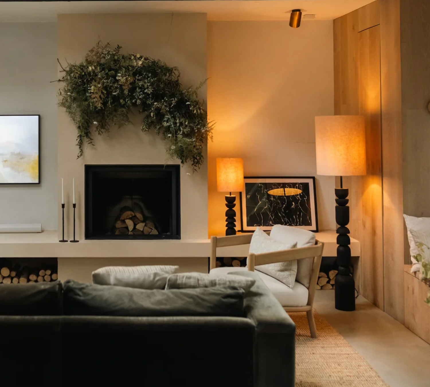 Incorporating black wood table lamps into minimalist décor