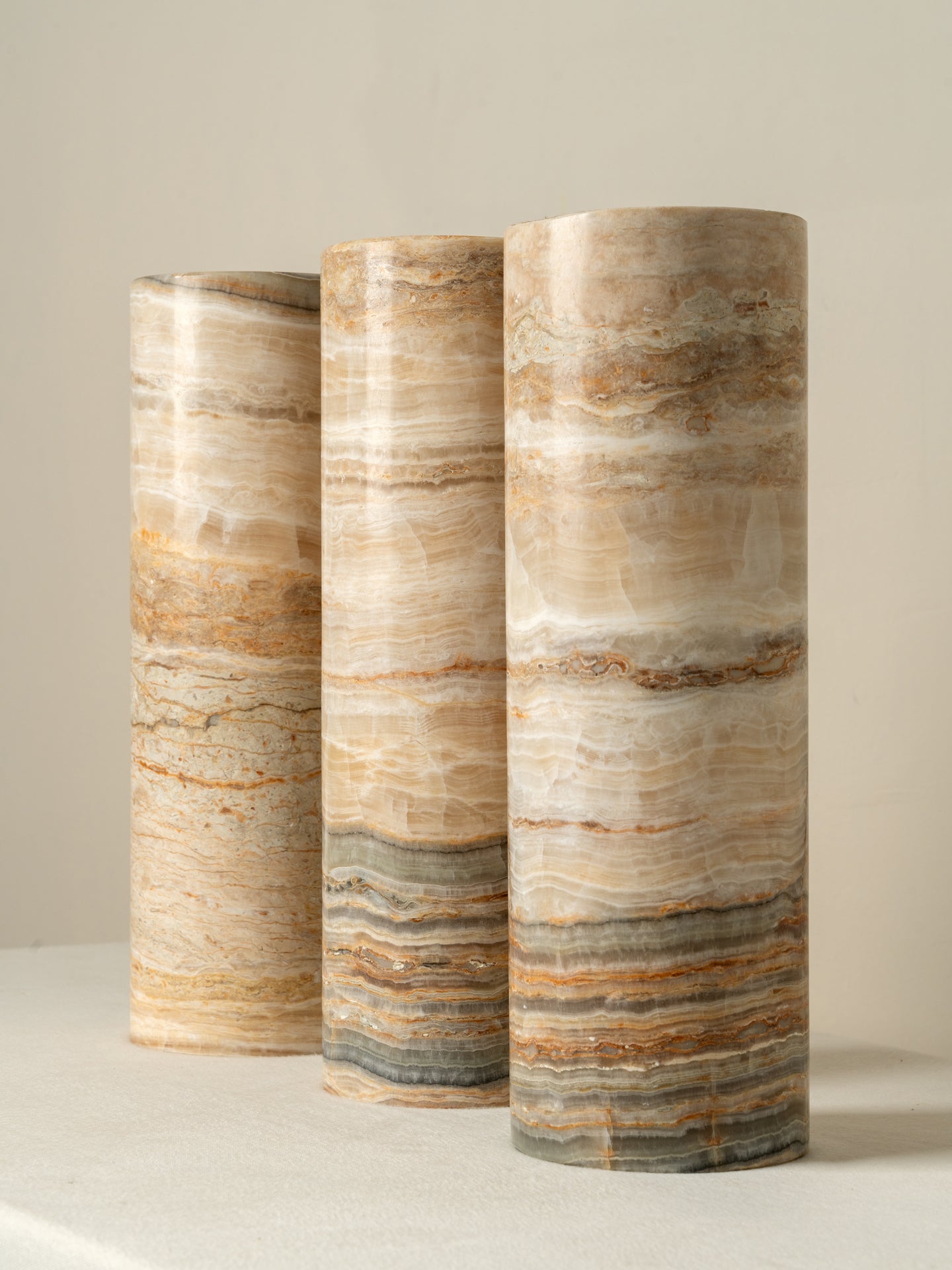 Barola - white Onyx cylinder table lamp | Table Lamp | lights&lamps | UK | Modern Affordable Designer Lighting