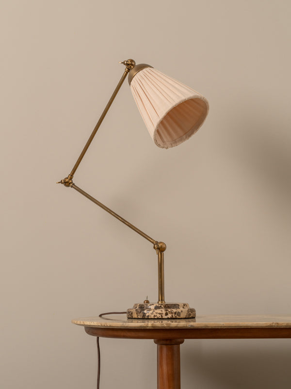 lights_lamps_Burfordtablelamp_LL5039_webimage_4-V_1.jpg
