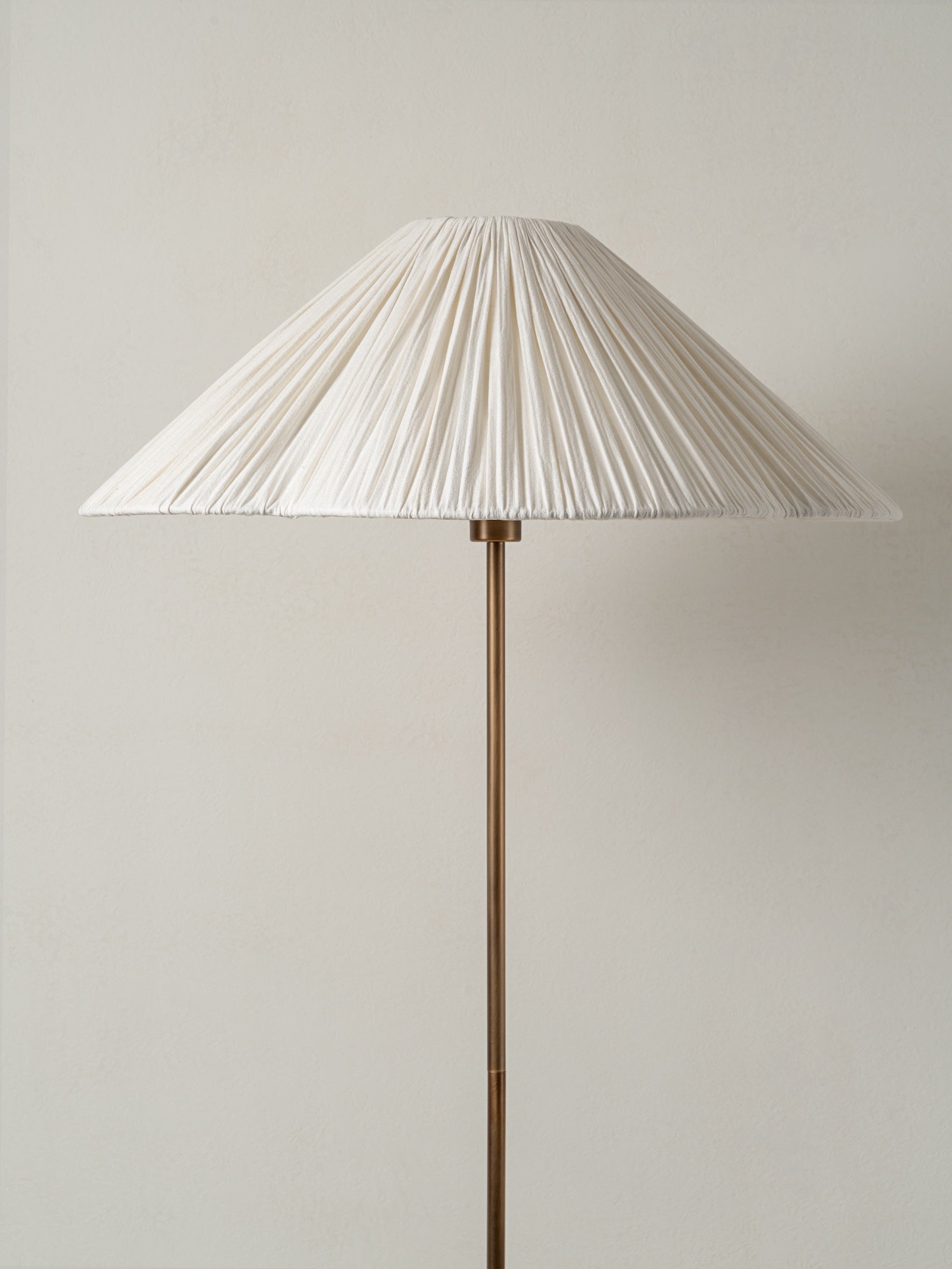 Lindi - aged brass and linen scalloped floor lamp | Floor Lamp | lights&lamps | UK | Modern Affordable Designer Lighting