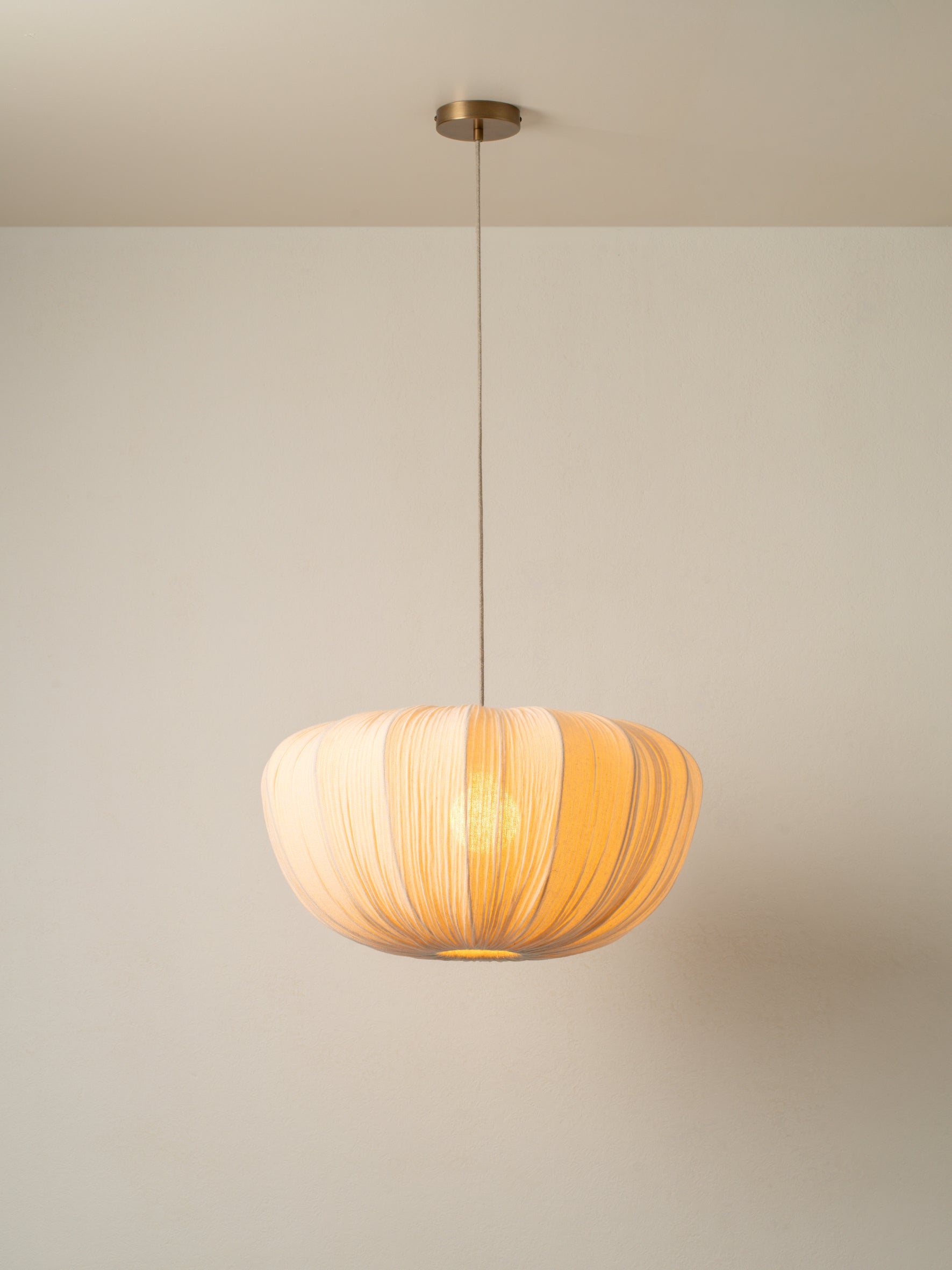 Ostrea large pendant