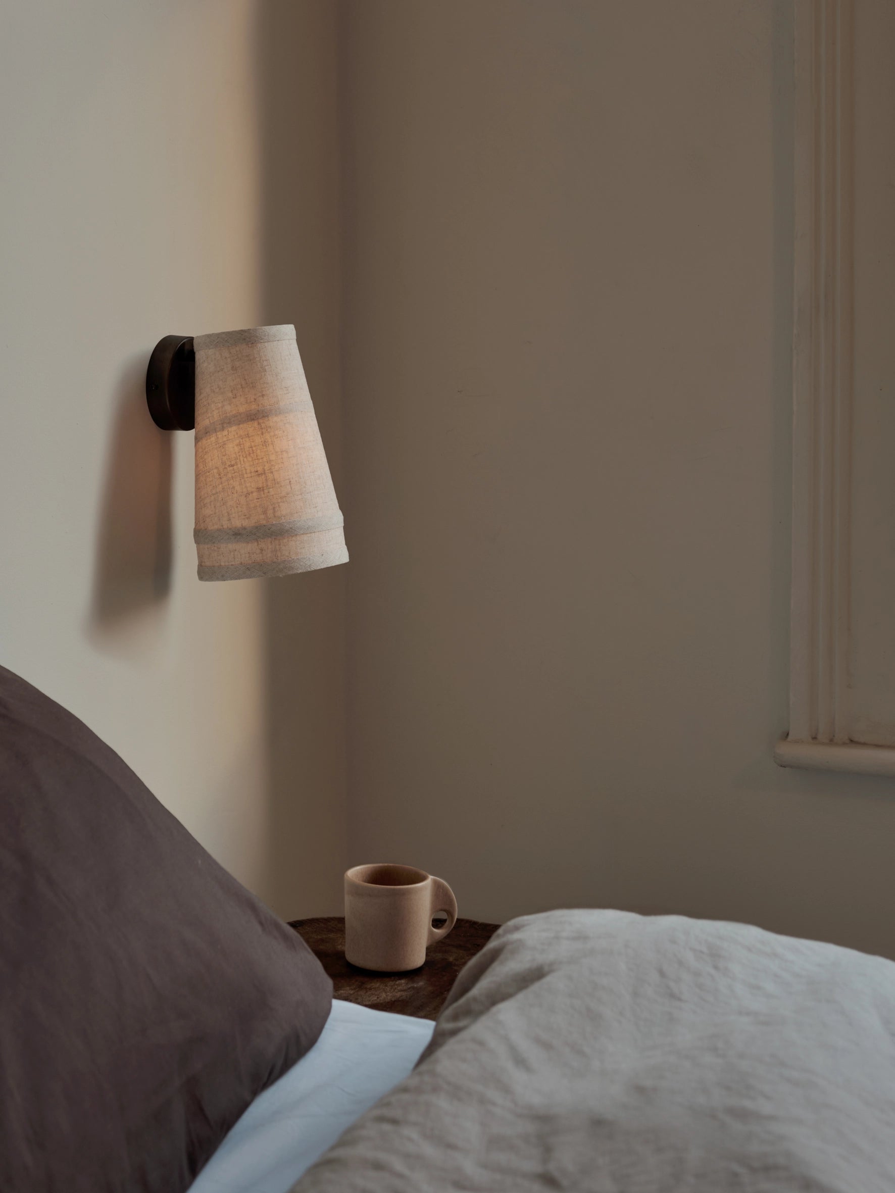 Solara wall light