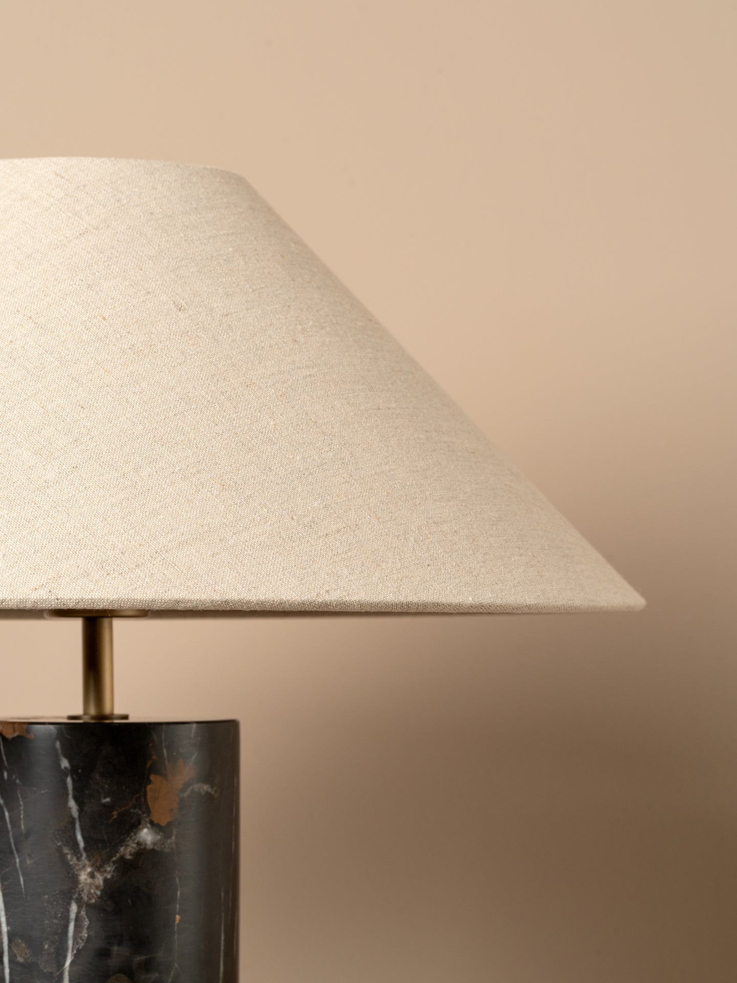 Verola tiger marble table lamp