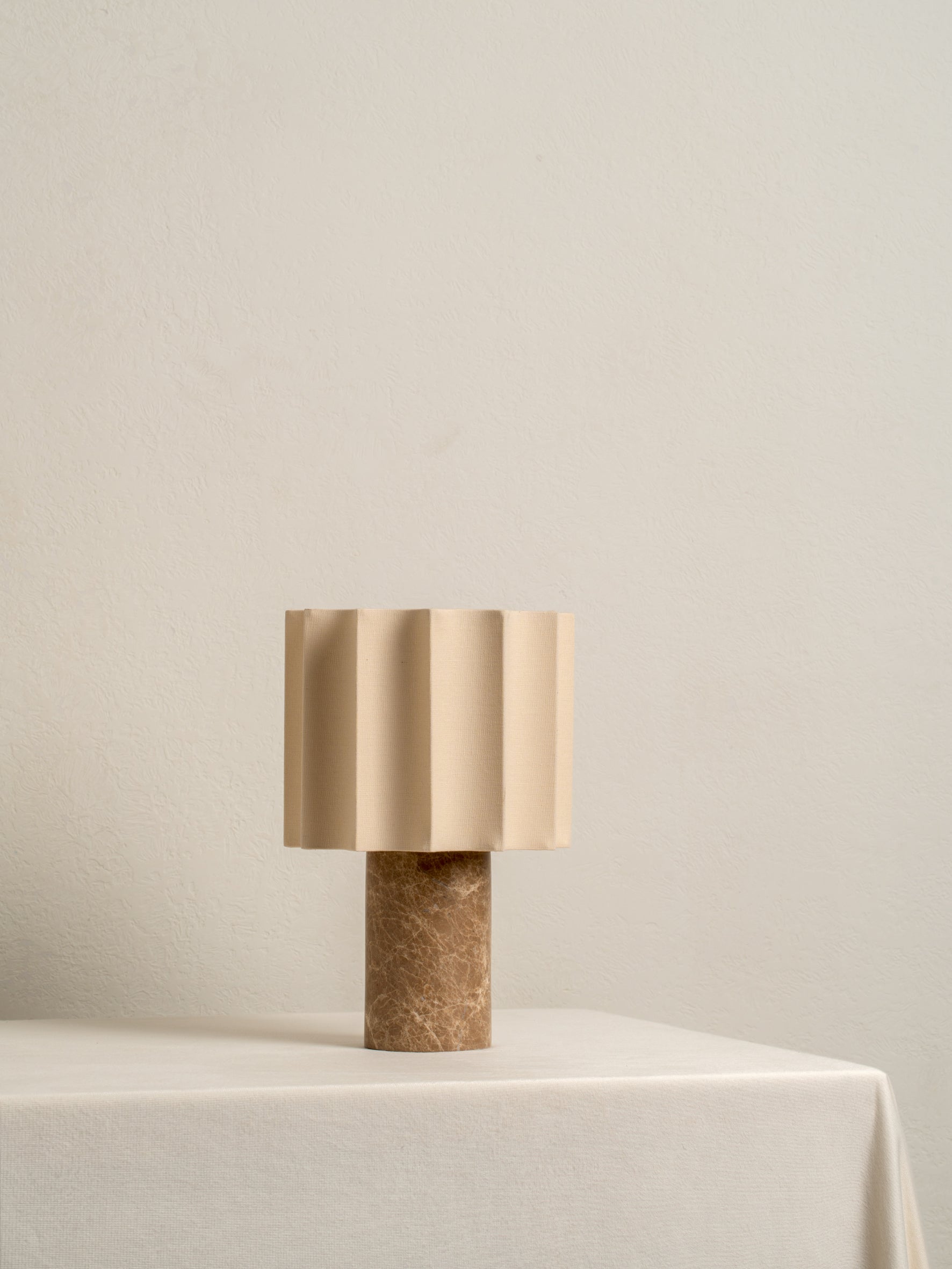 Dalli table lamp