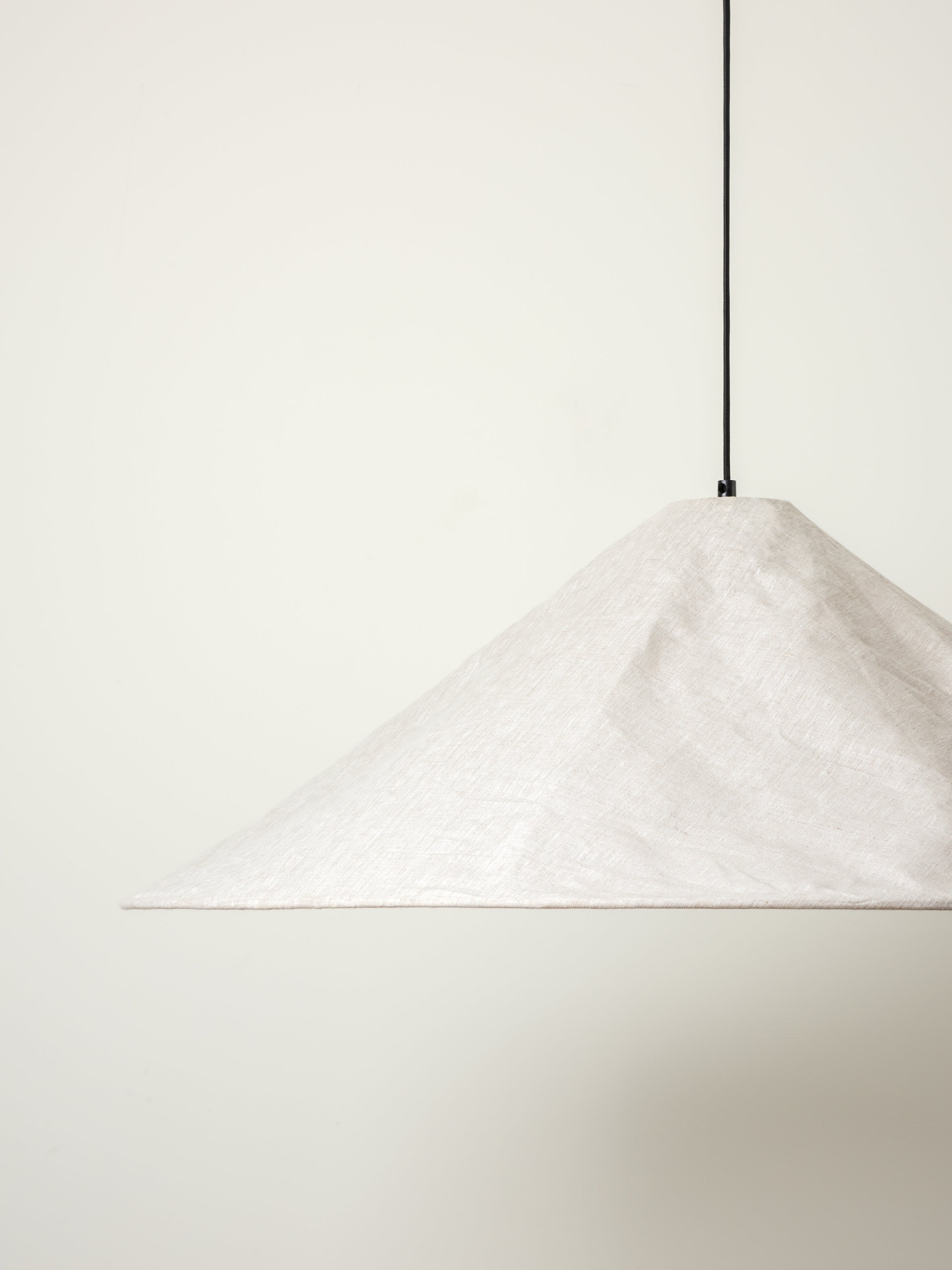 Siya - collapsible oversized linen lampshade